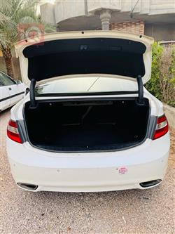 هيونداي أزيرا